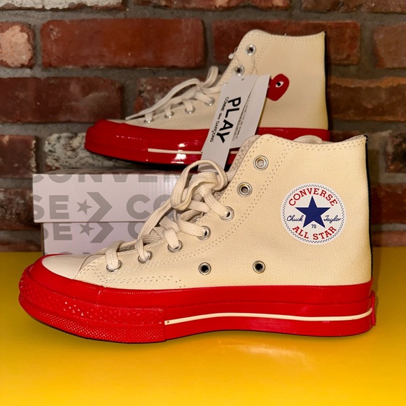 Converse PLAY COMME des GARCONS - High-Top Sneakers - Cream and Red - Picture 1 of 4